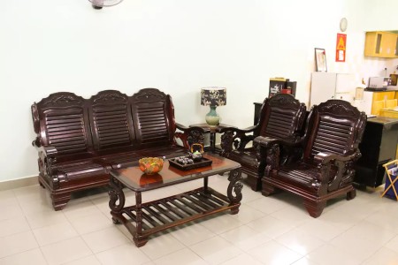 Nhà nguyên căn rộng 130m2, Full nội thất, nằm ngay trung tâm quận Phú Nhuận, cho thuê 15.000.000 VNĐ