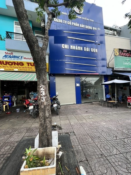 Cần cho thuê 2MT Phạm Văn Đồng 6.2x12, trệt, 2 lầu suốt, 5wc, 8ML, TM