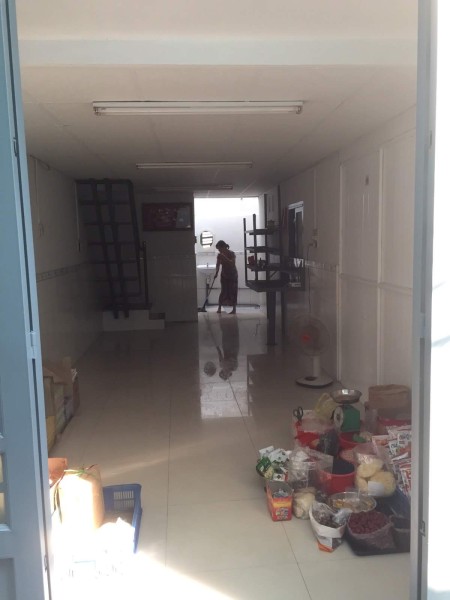 Nhà nguyên căn 9tr/th, 24m2, 1PN, cho thuê kinh doanh tại Q1