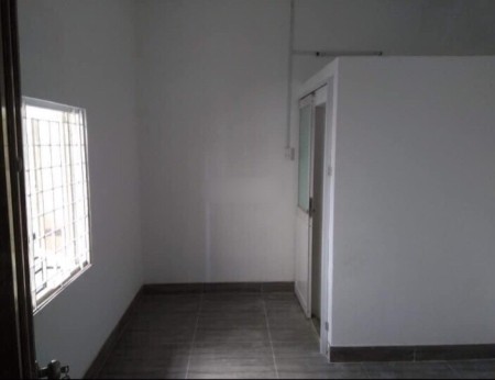 Nhà nguyên căn rộng 84m2 cho thuê giá 9.5 triệu / tháng