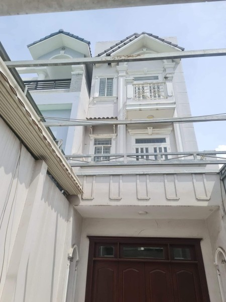 Nhà nguyên căn mặt tiền cho thuê 4 phòng ngủ 4 phòng vệ sinh cho thuê ở Quận 9