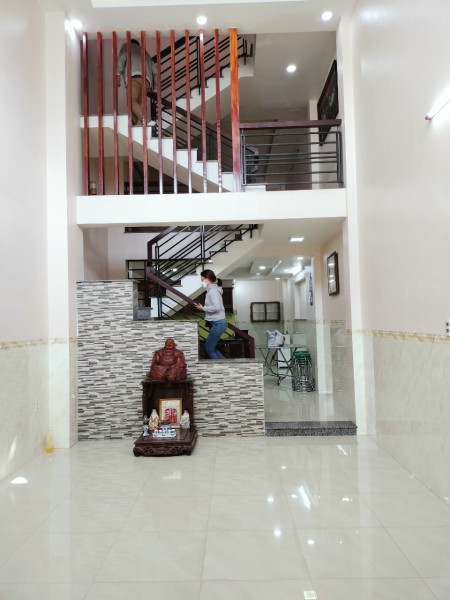 Yền cần cho thuê nhà 60m2, 1 trệt, nhà nới, an ninh, hẻm ô tô, 11tr/th