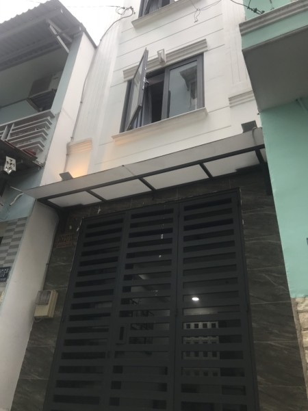 Trống nhà 75m2 cho thuê 15 triệu mỗi tháng trên Đinh Bộ Lĩnh, QBT