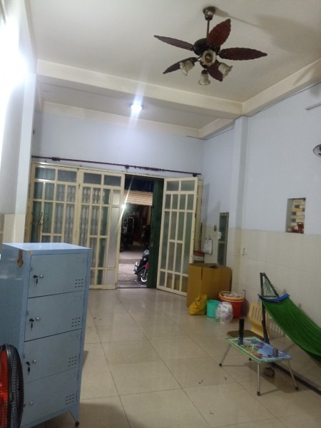 Nhà nguyên căn hxh đoạn tỉnh lộ 10, 56m2, 2PN, cho thuê 8tr/th