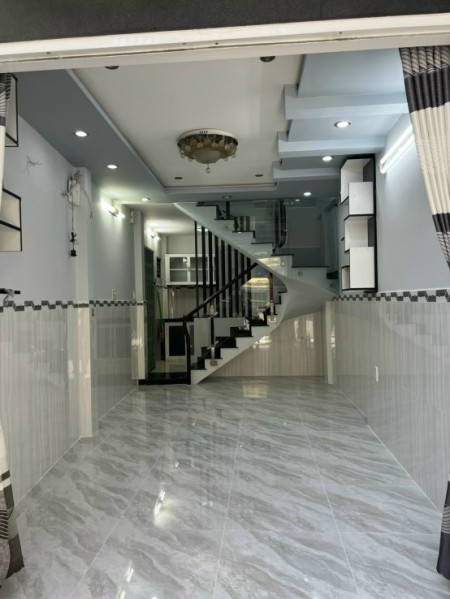 Nhà hẻm ba gác 3x7m cho thuê 8.5tr/th ngay Lê Quang Định Bình Thạnh