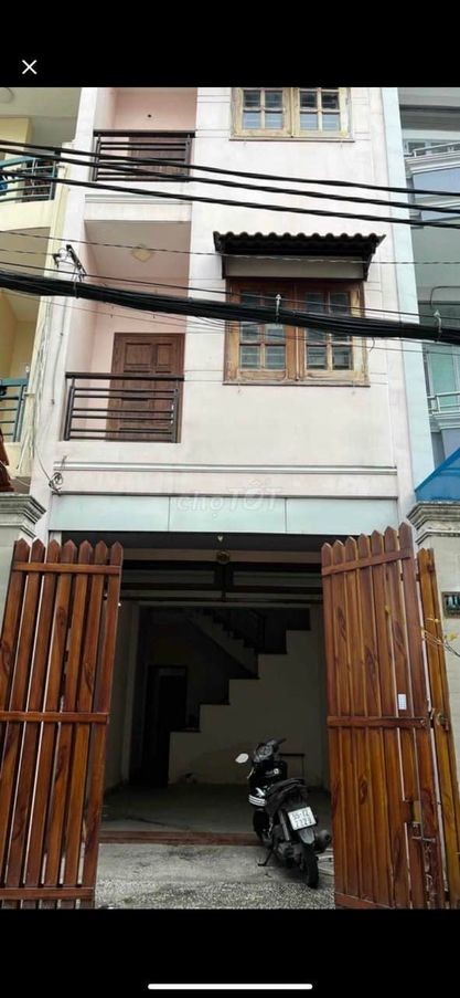 Nhà 4x20m, 1 trệt 2 lầu trong hẻm 8m thông Lũy Bán Bích cho thuê 17 triệu/tháng