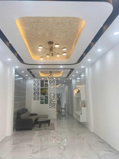 Nhà mới cho thuê 99m2, 4PN, 4WC, hẻm xe hơi, quận 1, giá 25tr/th