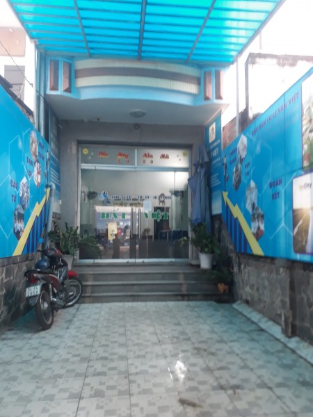 Nhà mặt tiền đường Lã Xuân Oai dt 100m2, 6PN cho thuê 20tr/th.