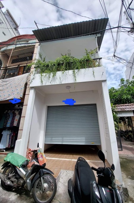 Nhà mới xây 45m2, 2PN, trống suốt, mặt tiền phường 7, Tân Bình, 15tr/th