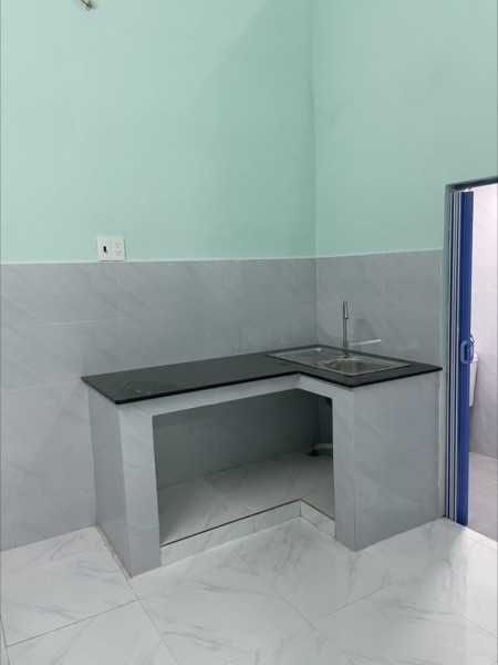 Nhà hẻm 3 gác 44m2, 2PN, WC, hường ĐB, không nt, giá 10 tr/th