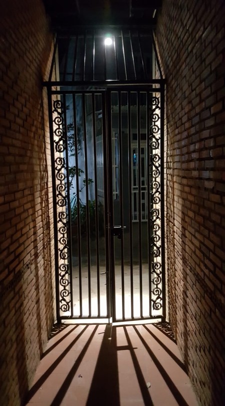 Cho thuê nhà gần khu du lịch Bửu Long - Biên Hòa, 270m2, 6 phòng ngủ, 5 toilet