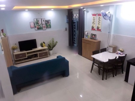 Trống căn 10 triệu/tháng, DT 4.5 x 7.5m nhà nằm khúc Điện Biên Phủ, Bình Thạnh