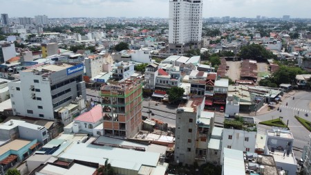 Tòa nhà mặt tiền cho thuê 120m2, ngay đường Hà Huy Giáp, Quận 12. Giá 80tr/th.