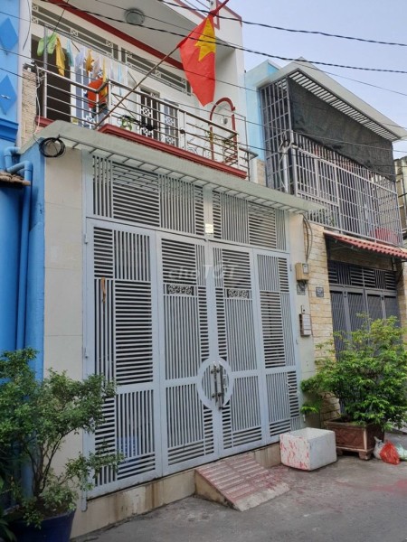 Nhà Q6 DTSD 128m2, 1 trệt 1 lầu hẻm 4m đường Bà Hom cho thuê 12tr/th, 64m2, 3 phòng ngủ, 2 toilet