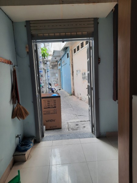 Nhà trệt cách HXH 5 bước chân Lê Quang Định11