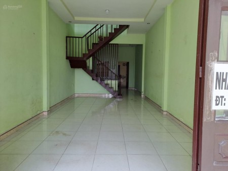 Nhà ở cho thuê 125m2, 2PN, ban công, giá 6tr/th tại Xuân Thới Thượng 28., 125m2, 2 phòng ngủ, 2 toilet