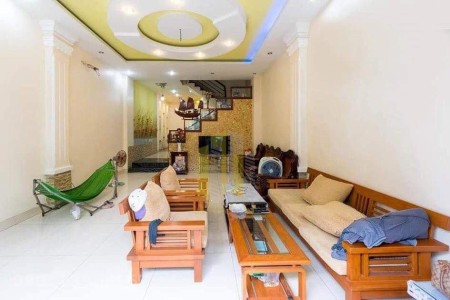 Trống căn nhà phố p.An Phú 5x20m, nt cơ bản, giá 26tr/th ở hoặc làm văn phòng