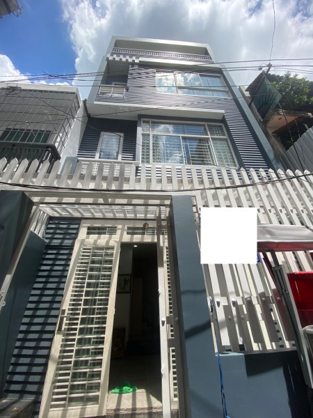 Nhà thuê nc 17tr/th, dt 140m2, 4PN, hẻm cụt, an ninh tại Phú Nhuận