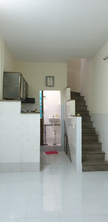 Nhà thuê 44m2, 1PN, có sẵn nt, giá 6tr/th tại Bùi Đình Túy, Bình Thạnh