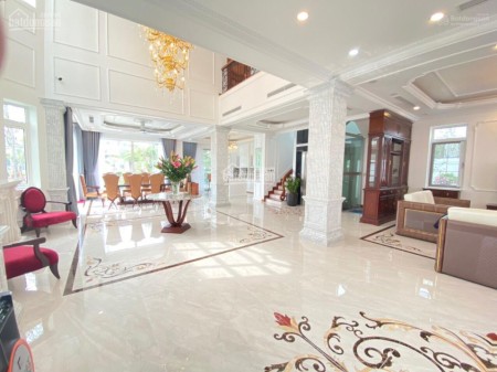 Khu Vinhomes Harmony cho thuê căn biệt thự 400m2, view ngã 3 sông giá 70tr/th