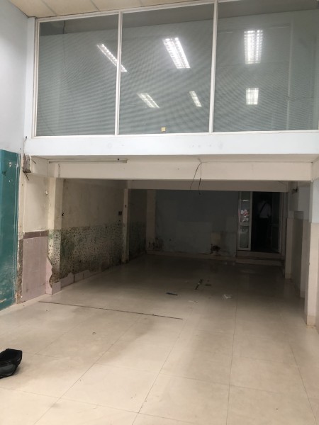 Cho thuê nhà MT Nguyễn Tri Phương, DT 5 x 16m, 4 tầng, giá thuê 80tr/th (TL)