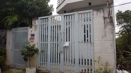 Nhà cần cho thuê hoặc bán, dt 151.4m2, 3pn, nở hậu, giá 10tr/th