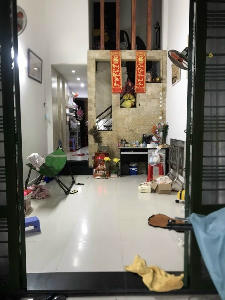 Cho thuê nhà nguyên căn DT 3,5 x 18m, Lê Văn Lượng giá 7tr/th đã có nt cơ bản