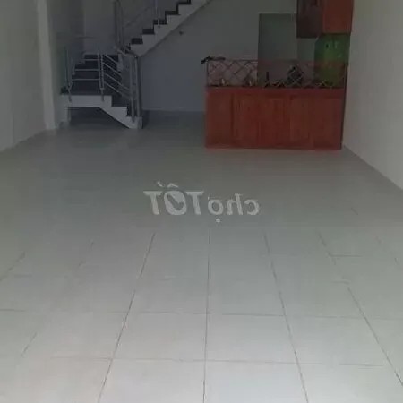 Cần cho thuê căn HXH đường Gò Dầu, giá 17tr/th, 1 trệt 3 lầu, DT 4m x 18m