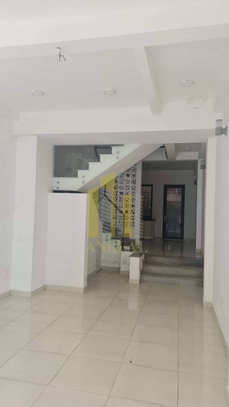 Nhà phố cho thuê 72m2, 5pn, hiện đại, 3 lầu, giá 24 triệu/tháng