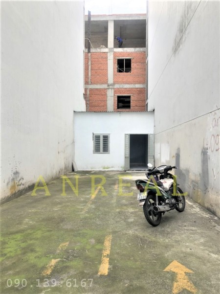 Nhà thuê 100m2, 1pn, sân rộng, kinh doanh, thuê lâu dài giá 15 triệu/tháng