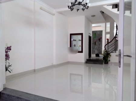 23tr/th nhận về nguyên căn nhà HXH Võ Oanh Bình Thạnh, 5.1 x 15m rộng rãi