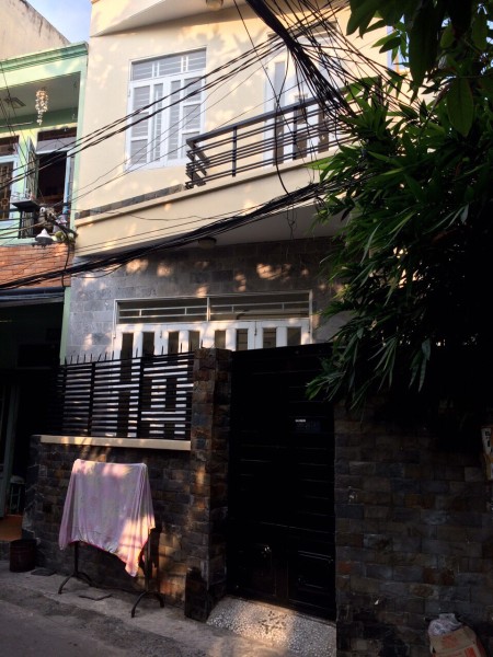 Nhà mới đẹp hẻm ô tô ngang 5m sẵn điều hòa Hoàng Hoa Thám P6 Bình Thạnh, 50m2, 2 phòng ngủ, 2 toilet