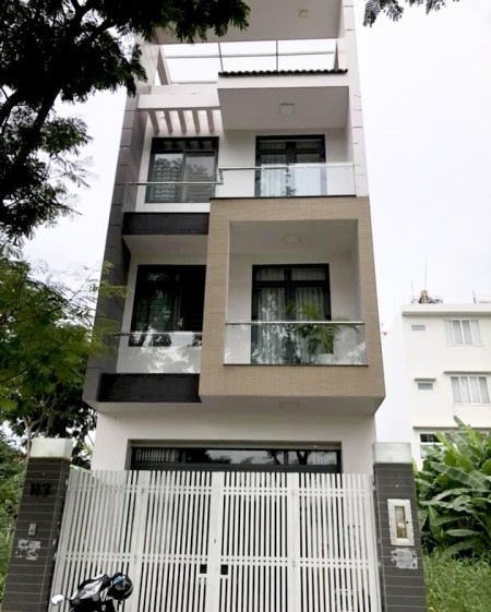 13tr/th nhà thuê 180m2, 2PN, gần lotte quận 7 đường Trần Đình Soạn