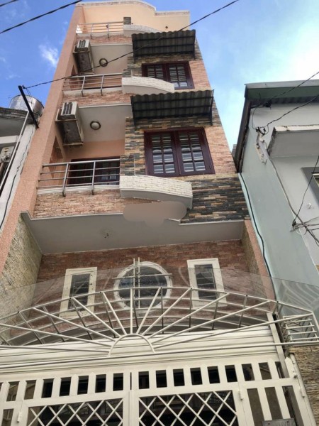 Nhà mới sửa cho thuê 3.8 x 11m, nở hậu, có máy lạnh, giá 22 triệu/tháng