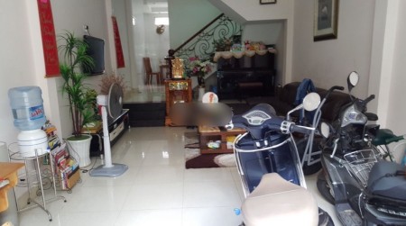 Cho thuê nhà nguyên căn hẻm 3.5m Điện Biên Phủ P15 Bình Thạnh