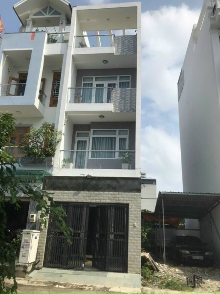 Cho thuê nhà 4 phòng có sẵn đầy đủ nội thất Quận 9, nguyên căn