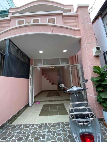 Cho thuê nhà nguyên căn 1 Trệt + 1 Lầu khu Bùi Văn Ba