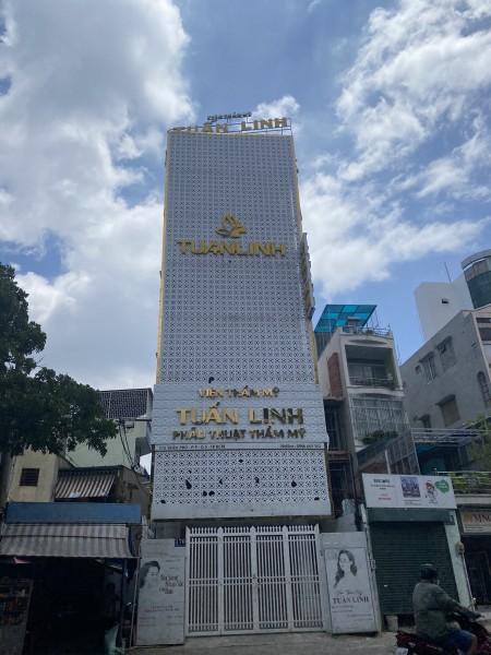 Trống căn MT 1 trệt 5 lầu có tháng máy tại số 170 Trần Phú, Quận 5