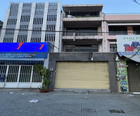 Căn MT Cách Mạng Tháng Tám giá 30tr/th rộng 104m2 hợp KD, mở VP...