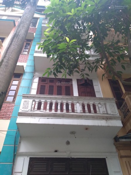 Nhà phân lô trong KĐT Trung Yên cho thuê 43m2, đường 3.3m, giá 18 tr/th