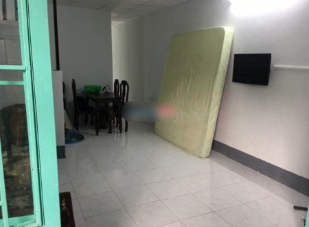 Nhà hẻm ba gác Bình Thạnh cho thuê 100m2, giá chỉ 6 tr/th