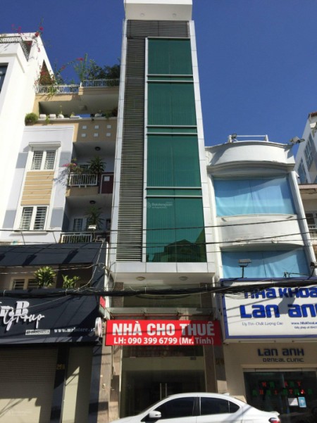 Tòa nhà 3 tầng 136m2, mặt tiền chính chủ cho thuê kinh doanh giá 22 tr/th