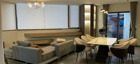 Nhà riêng phố Tạ Quang Bửu cho thuê 70m2, 3pn, 6wc, giá 45tr/th