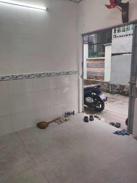 Nhà hẻm xe hơi giá rẻ 6tr/th cho thuê 20m2 1pn đường Nơ Trang Long