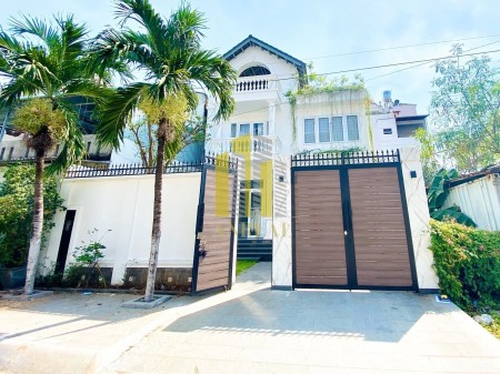 Biệt Thự Thảo Điền Phong Cách Hiện Đại, Đủ Tiện Nghi - Giá 70 Triệu/Tháng