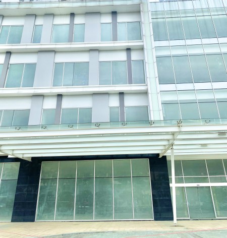 Cho thuê nhà 4 lầu, 15x20 ngay Lottee Mart Q.7