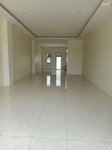 Nhà mặt tiền 55 triệu/tháng, 1 trệt 4 lầu ngay khu giao thương sầm uất