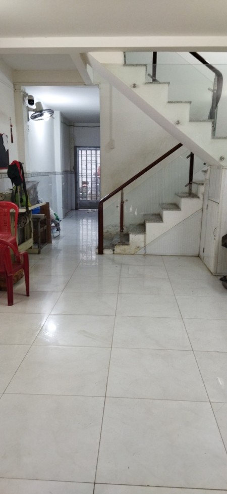 Nhà hẻm xe hơi Mã Lò - Bình Tân cho thuê 8tr/th gồm 1 trệt 1 lầu