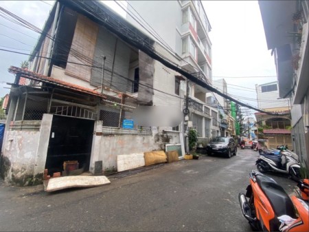 Nhà đường Phó Đức Chính cho thuê 8 x 10m, 4pn, giá 30 triệu/tháng