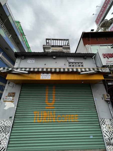 Nhà 2 mặt tiền gần bùng binh Lê Đại Hành, Quận 11. Cho thuê 1 trệt 3 lầu, có sân thượng